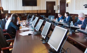 Государственное управление