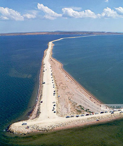 Азовско море(слева) и Черное(справа)