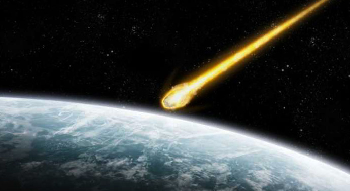 Метеорит в космосе