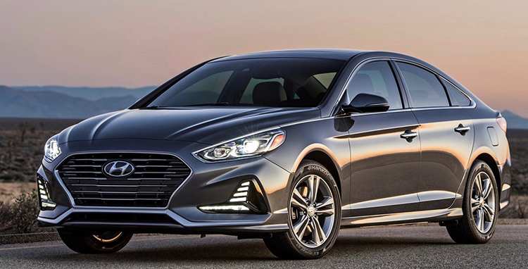 Салон Hyundai Sonata