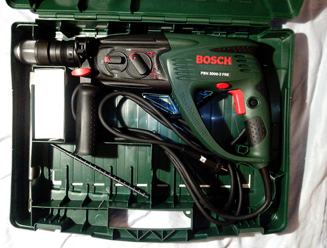 Зеленый инструмент «Bosch»