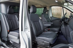 Салон Opel Vivaro