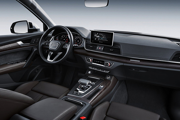 Интерьер Audi Q5