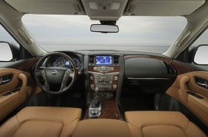 Салон Nissan Patrol